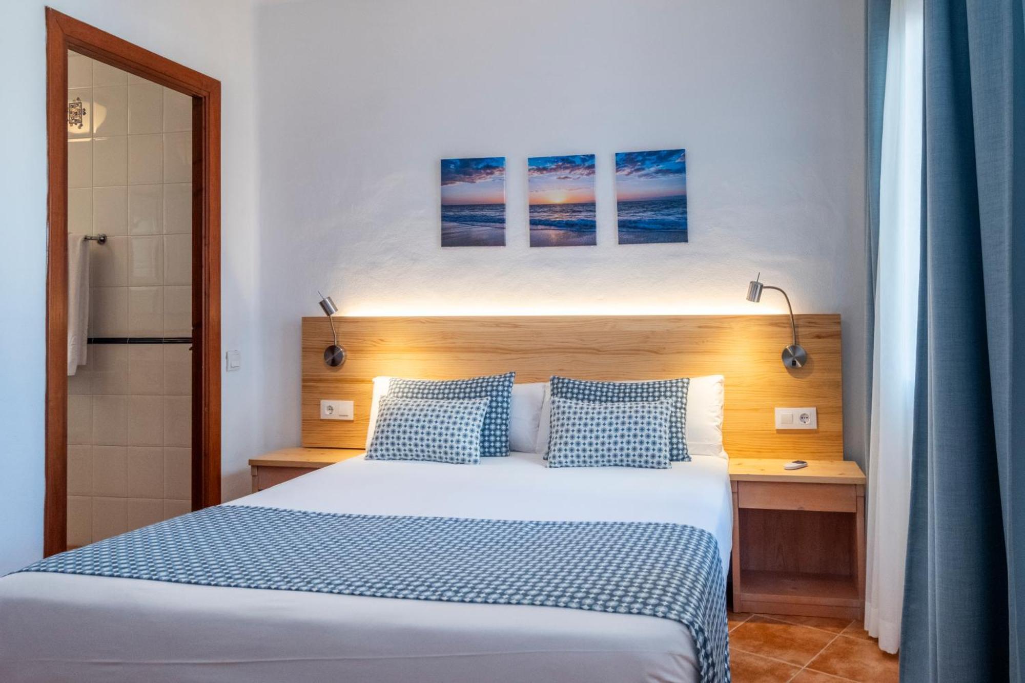 Three-Bedroom Apartment,1605373919:JPEG
